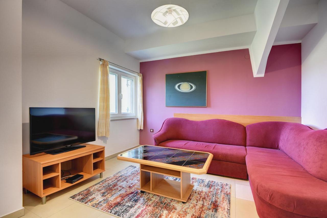 Apartments Universe Pula Dış mekan fotoğraf