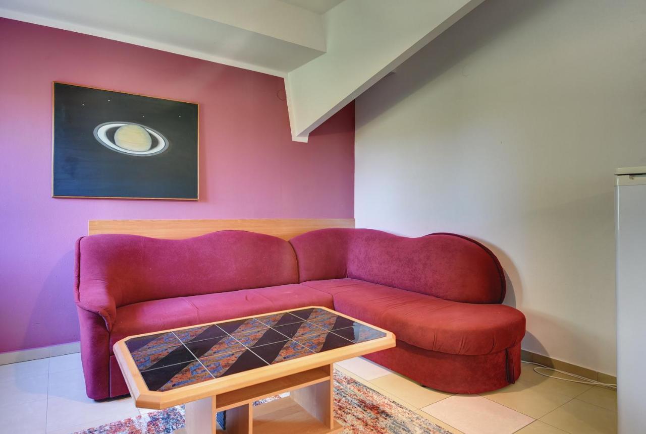 Apartments Universe Pula Dış mekan fotoğraf