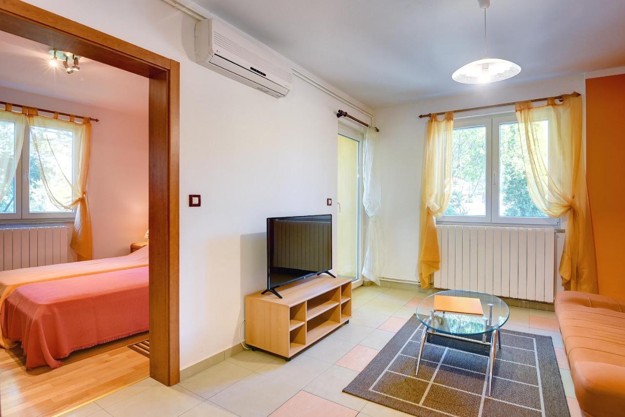 Apartments Universe Pula Dış mekan fotoğraf